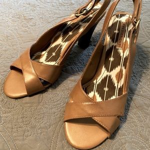 Casual/Dressy Shoes!